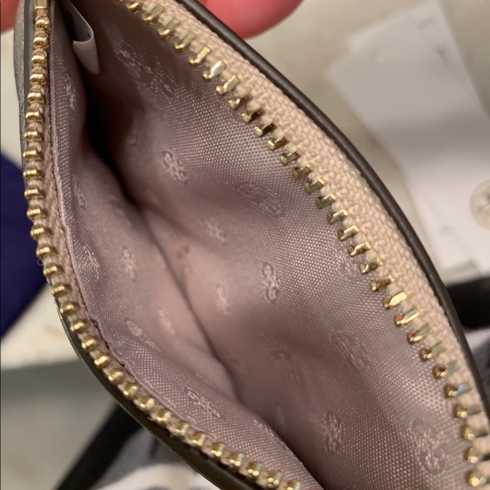 Tory Burch Savannah Zip Card Case, White Gold - Picture 6 of 9